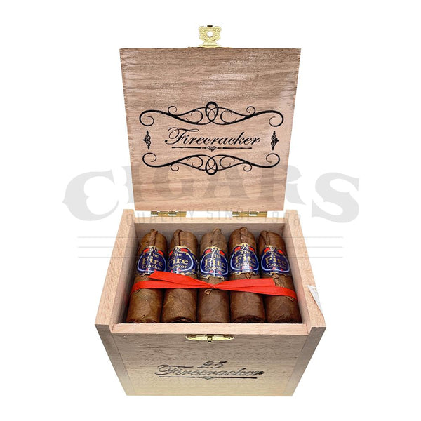 Firecracker by United Cigar 2020 Short Robusto Open Box