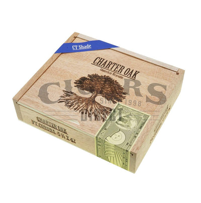 Foundation Cigar Co Charter Oak Shade Petit Corona Box Closed