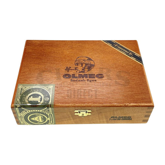 Foundation Olmec Maduro Double Corona
