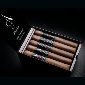 God of Fire Angelenos Double Robusto Box Open