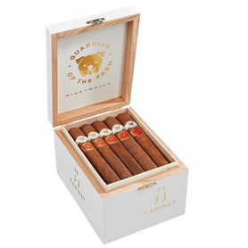Guardian of The Farm Nightwatch JJ BP Robusto Open Box
