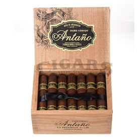 Joya De Nicaragua Antano Dark Corojo La Pesadilla Box Open