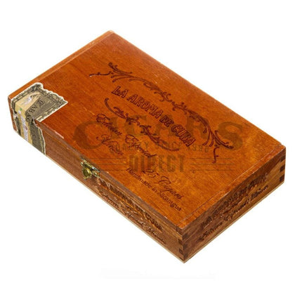 La Aroma De Cuba Edicion Especial Minuto Corona Box Closed