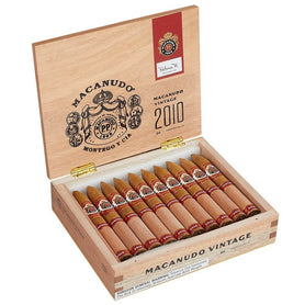 Macanudo Vintage 2010 Torpedo Open Box