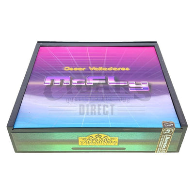 McFly Natural by Oscar Valladares Toro Closed Box