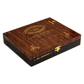 Montecristo 1935 Anniversary No.2 Box Closed