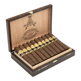 Montecristo 1935 Anniversary Nicaragua Espeso Robusto Gordo Open Box