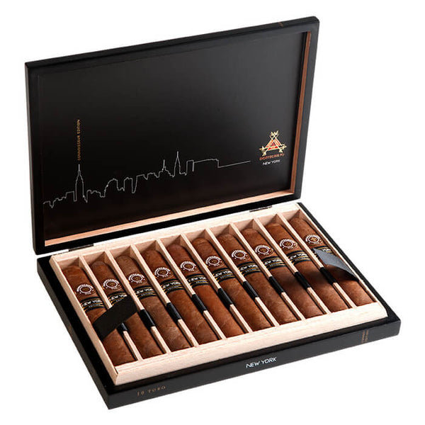 Montecristo Connoisseur Limited Edition Toro Open Box