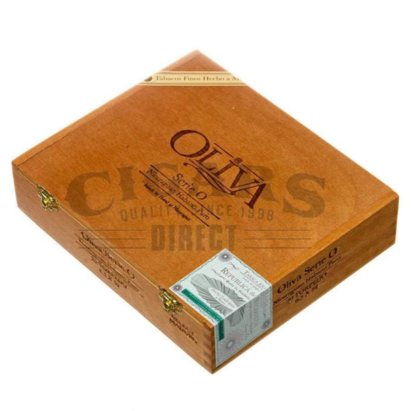 Oliva Serie O Maduro Torpedo Box Closed