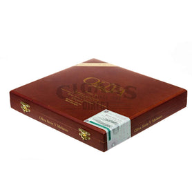 Oliva Serie V Melanio Churchill Box Closed