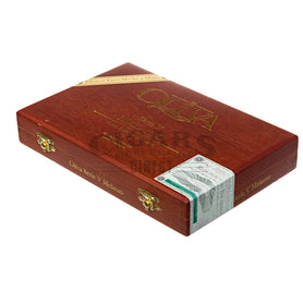 Oliva Serie V Melanio Petit Corona Box Closed