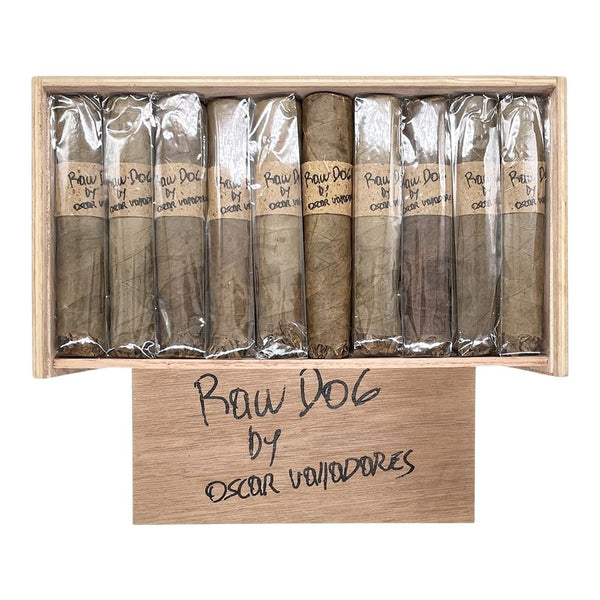 Oscar Valladares Raw Dog Robusto Gordo Open Box of 50 Top View