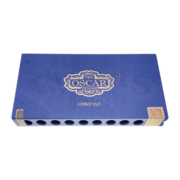 Oscar Valladares The Oscar Connecticut Toro Closed Box