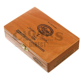 Padron 1926 Anniversary No 1 Maduro 10 count Box Closed