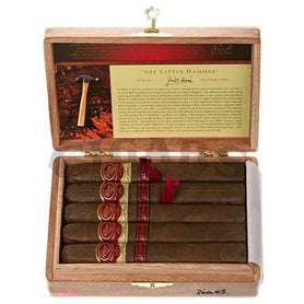 Padron Family Reserve No.45 Maduro Box Open