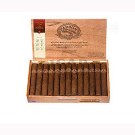 Padron Thousand Series 2000 Natural Box Open