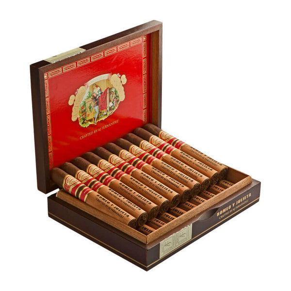 Romeo y Julieta by AJ Fernandez Churchill Open Box