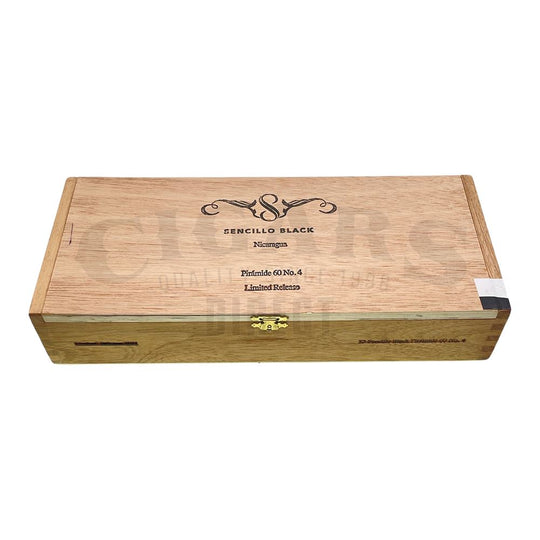 Sencillo Black Piramide No.4